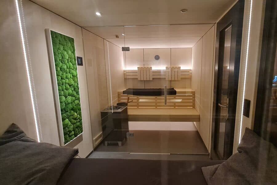 styleGREEN Moosbild als Dekoelement in einem Hotel styleGREEN Moosbild als Dekoelement in einem Hotel